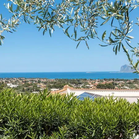 Anna Messina * كاريني