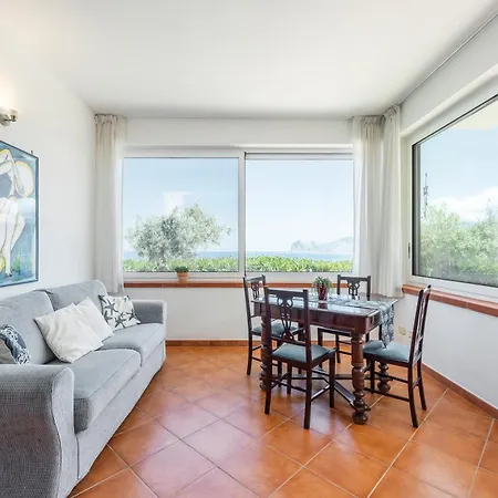 Anna Messina * كاريني