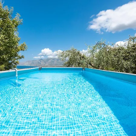 Anna Messina * كاريني