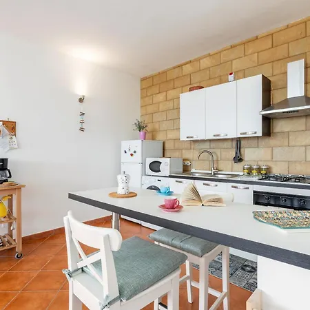 Anna Messina * كاريني